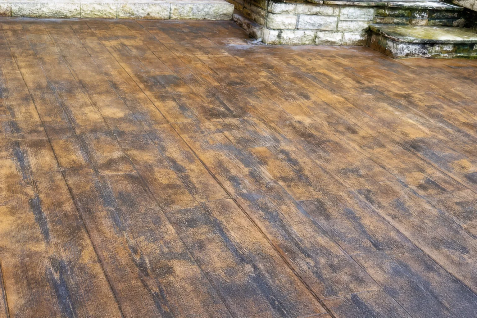 Fusta Alps - paviment de formigó imprès imitació fusta 60-180x30 cm - Formigó Imprès Girona