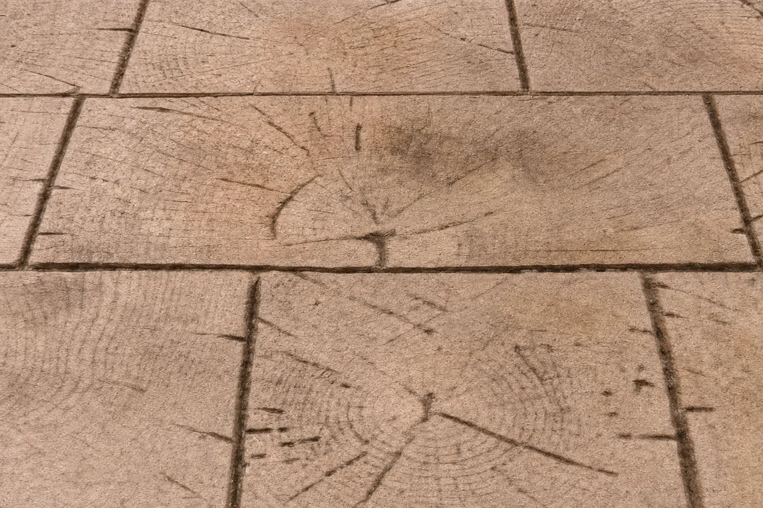 Llamborda Fusta - paviment de formigó imprès imitació fusta 90x60 cm - Formigó Imprès Girona