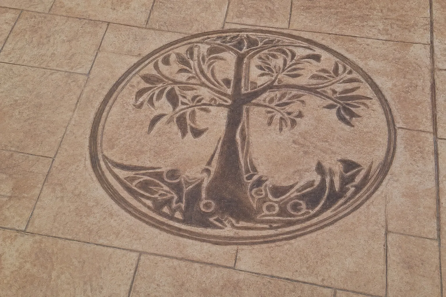Arbre de la Vida - peça circular decorativa de formigó imprès Ø 120 cm - Formigó Imprès Girona