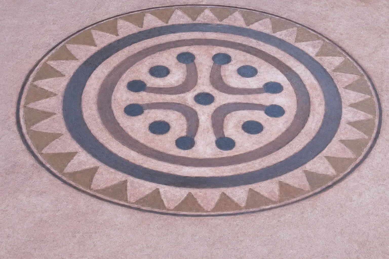 Estela Càntabra - peça circular decorativa de formigó imprès Ø 100 cm - Formigó Imprès Girona