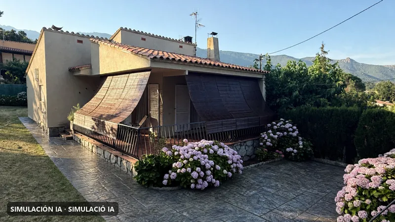 Simulació amb IA del pas lateral d'una casa amb formigó imprès model Llosa Carreu Marès